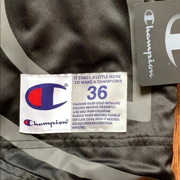 Champion Pullover Jacket Black Logo High Collar Size Small New - Picture 3 of 10